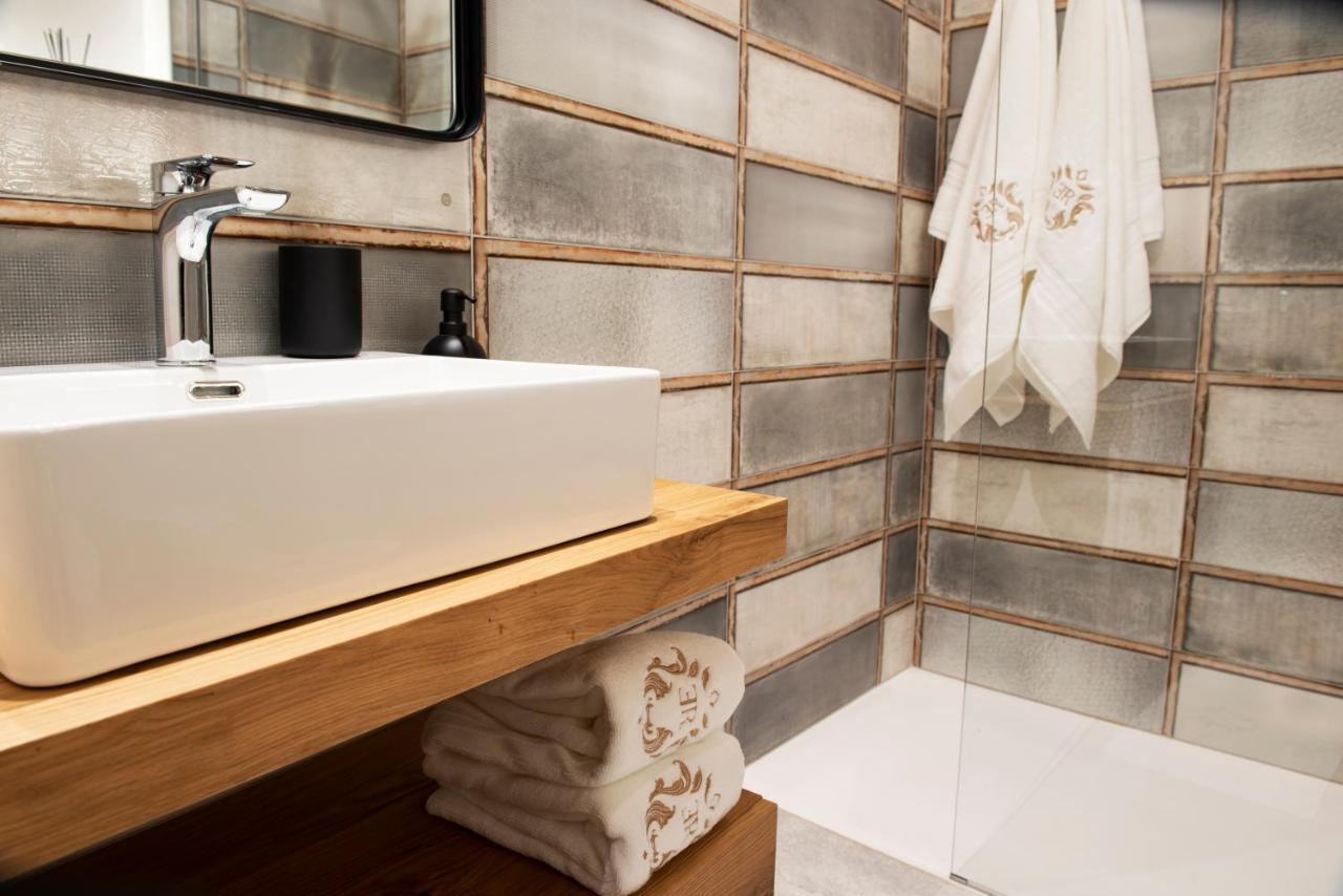 Elegance Room - Aparta & Suite - Automatized Apartment Bassano del Grappa Exterior photo